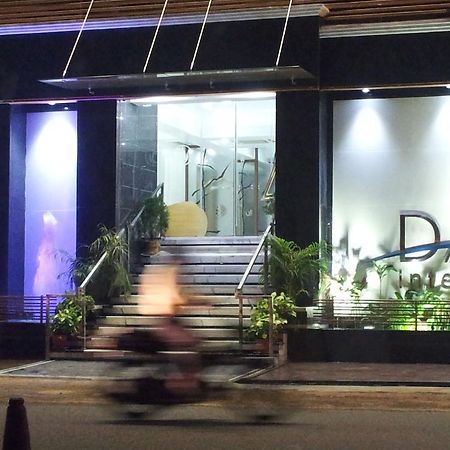 Hotel Dayal International, Jamshedpur Bagian luar foto